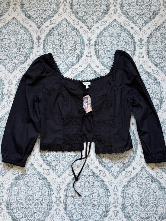 Tops - Black Puff-Sleeve Tie-Front Crop Top - Brand: